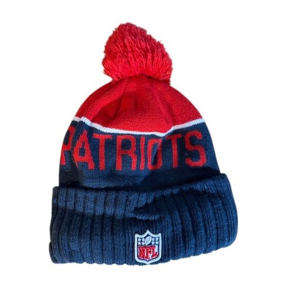 New Era Red Blue Casual Knit Pom Pom Hat Mens - Picture 1 of 8